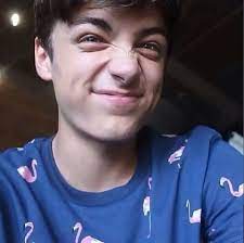 Pin De Therese En Catfish En 2021 Chicos Atractivos Memes Buenisimos Memes