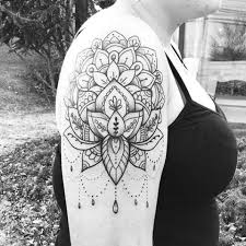21 Trendy Mandala Tattoo Ideas For Women 7 Upper Arm Upper Arm Tattoos Arm Tattoos For Women Upper Arm Tattoo