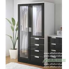 Yaitu jenis lemari pakaian minimalis dan lemari pakaian jenis mewah royal. Lemari Pakaian Minimalis Modern Bold Allia Furniture