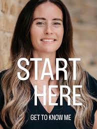 ABOUT ME !!! 🏠 🐮Hi, I'm Evie Harrison-Bradley! I live