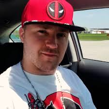 Are you taking NOTES📝 young fellas? (via ohhthatsrich