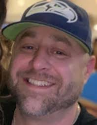 Craig Shank's Instagram, Twitter & Facebook