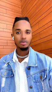 Hi lovely people, currently in Sharjah looking forward to make friends here  and can someone recommend a lovely location to spend new year eve