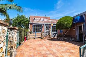 Veterinarian Orange County Vet Corona Del Mar Animal Hospital