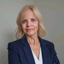 I'm official now!! 😂