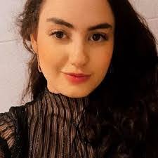 Mari Amato's Instagram, Twitter & Facebook