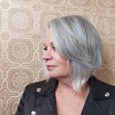 For women over 50, the long hair can be styled in many ways. 15 Slimming Short Hairstyles For Women Over 50 With Round Face Shapes