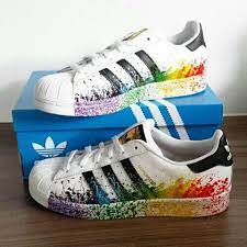 Kannst du dich noch an dein erstes paar adidas superstar erinnern? Wo Kann Ich Diese Adidas Superstar Kaufen Sport Schuhe Sneaker