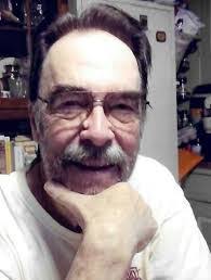 Larry Sechrist's Instagram, Twitter & Facebook