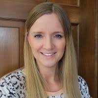 Shauna Metcalf's Instagram, Twitter & Facebook