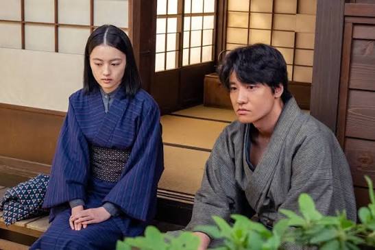 連続テレビ小説「風、薫る」第84話。寛太（藤原季節）と話す直美（上坂樹里・左）（C）NHK - スポニチ Sponichi Annex 芸能