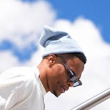 David Naber (@thenaviddaber)