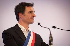 He has served as mayor of grenoble since 2014. Polemique Sur Les Paradis Fiscaux Eric Piolle Le Maire De Grenoble S Explique