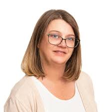 Christie Madden's Instagram, Twitter & Facebook