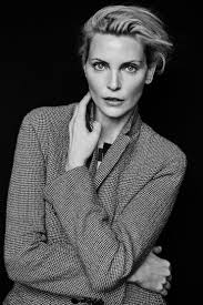 She began her modeling career after winning a modeling beauty contest in prague in 1989, at the age of sixteen. Giorgio Armani New Normal Spring Summer 2016 Ad Campaign By Peter Lindbergh Minimal Visual