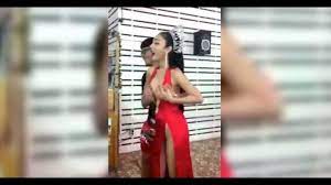 We did not find results for: Zap Web Une Jeune Femme Se Laisse Tripoter Par Des Inconnus Pour De L Argent Video