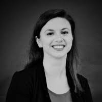 Faye Suggs's Instagram, Twitter & Facebook