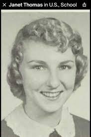 Holly Winkler's Instagram, Twitter & Facebook