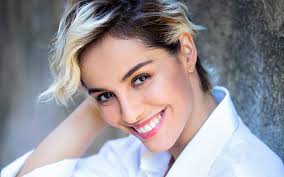 Elena Cucci smile, italian actress, beauty, movie stars, italian celebrity,  2019, HD wallpaper