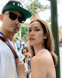 Menghapus jejakmu premiere at 5pm on it's me bcl youtube channel.! 7 Potret Bahagia Bunga Citra Lestari Bersama Suami Dan Anak Kumparan Com