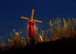 An unmarked grave is one that lacks a marker, headstone, or nameplate indicating that a body is buried there. Yrmh6egyfff2nm
