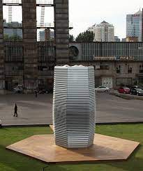 Dutch designer daan roosegaarde and his team of experts have created the world's largest smog vacuum cleaner. Daan Roosegaarde S Smog Free Project Brings Clean Air To China