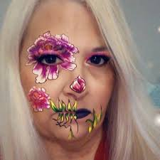 Um pouco de leveza entre esses dias escuros. Grato que a cannabis é legal  aqui em Nova York onde estão hospedados temporariamente. 💚  cannabisismedicina ❤️ 🩹❤️ 🩹❤️ 🩹❤️ 🩹