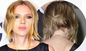 Check out inspiring examples of scarlettjohansson artwork on deviantart, and get inspired by our community of talented artists. Scarlett Johansson Unveils New Bob After Cutting Off Flowing Blonde Hair Daily Mail Online