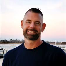 Definitely a bittersweet night as I just finished up my last shift at  #amazon.