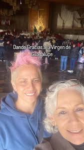 Gracias Olivia por hacerme llegar mis regalos y compartir nuestro día  Gracias Rodrigo Caribelli por mi regalitos