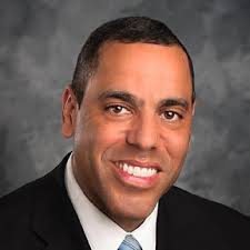 Apollo Education Group CEO And Leadership: Executives and Demographics