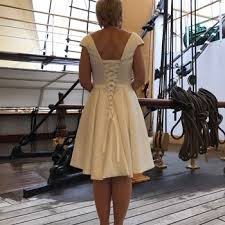 Einige technologien, die wir einsetzen, sind notwendig, um wichtige funktionalität bereitzustellen, z. Knielanges Brautkleid Aus Schonem Satin Jwlk16001 Cocomelody