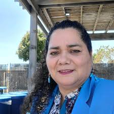 Veronica Manriquez (@veronicamanriquez2525)