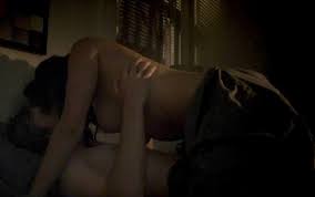 Sarah power cavalga um cara no filme i-vivi scandalplanet.com