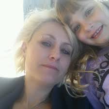 Yvette Comer's Instagram, Twitter & Facebook