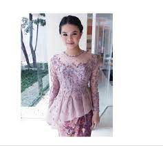 Check spelling or type a new query. 33 Inspirasi Model Baju Kebaya Modern Untuk Wisuda Updated 2021 Bukareview