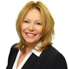 Cathleen Hebert's Instagram, Twitter & Facebook