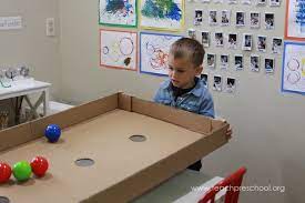 We'll provide five days of reading lessons designed to engage your child in an exploration of how great things can happen when we work together. Five Simple Activities That Promote Teamwork Teach Preschool