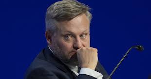 BP: New CEO Auchincloss Faces Key Issues in Year Ahead