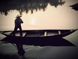 Sơ lược NGƯỜI LÁI ĐÒ SÔNG ĐÀ (Nguyễn Tuân)
