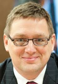 Tim Pape's Instagram, Twitter & Facebook