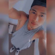 Buenos dias a todos Tengo en venta este lindo Mitsubishi Mirage ES 2001,  por si les interesa