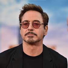 32 851 198 · обсуждают: Robert Downey Jr Starportrat News Bilder Gala De