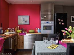 Cuisine Coloree Decouvrez Toutes Nos Inspirations Elle Decoration Deco Cuisine Rouge Cuisine Blanche Cuisine Rose