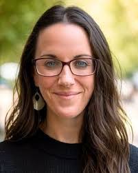 Sarah Ackley's Instagram, Twitter & Facebook