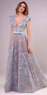 Pin De Eman Basheikh Em All Things Teal Turquise Mint And Aquamarine Belos Vestidos Vestidos Vestidos Longos Elegantes