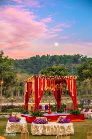 Photo Of Red And Purple Theme Outdoor Mandap Decor In The Hills Mandap Decor Wedding Decor Elegant Wedding Mandap