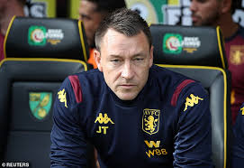 The following year, he was signed on as the headliner at the. John Terry Zeigt Sich Sein Vater Gekickt Nach Seinem Sohn Unterzeichnet Fur Chelsea Wie Ein Schuljunge Aktuelle Boulevard Nachrichten Und Fotogalerien Zu Stars Sternchen
