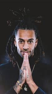 "Ja, man, bloedpik." 😂, De Nederlandse comedian Jay Francis windt er geen  doekjes om in zijn zaalshow 'In De War'. , 👉 Nu op Streamz