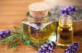 Αιθέρια έλαια, έλαια βάσης, συστατικά παρασκευής καλλυντικών και σαπουνιών, ανθοϊάματα bach, βότανα, βάμματα και πολλά, πολλά φυτικά καλλυντικά. Ai8eria Elaia Gia Th Frontida Toy Proswpoy Ygeia Omorfia